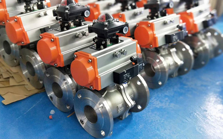 氣動法蘭球閥.jpg 氣動法蘭球閥.jpg