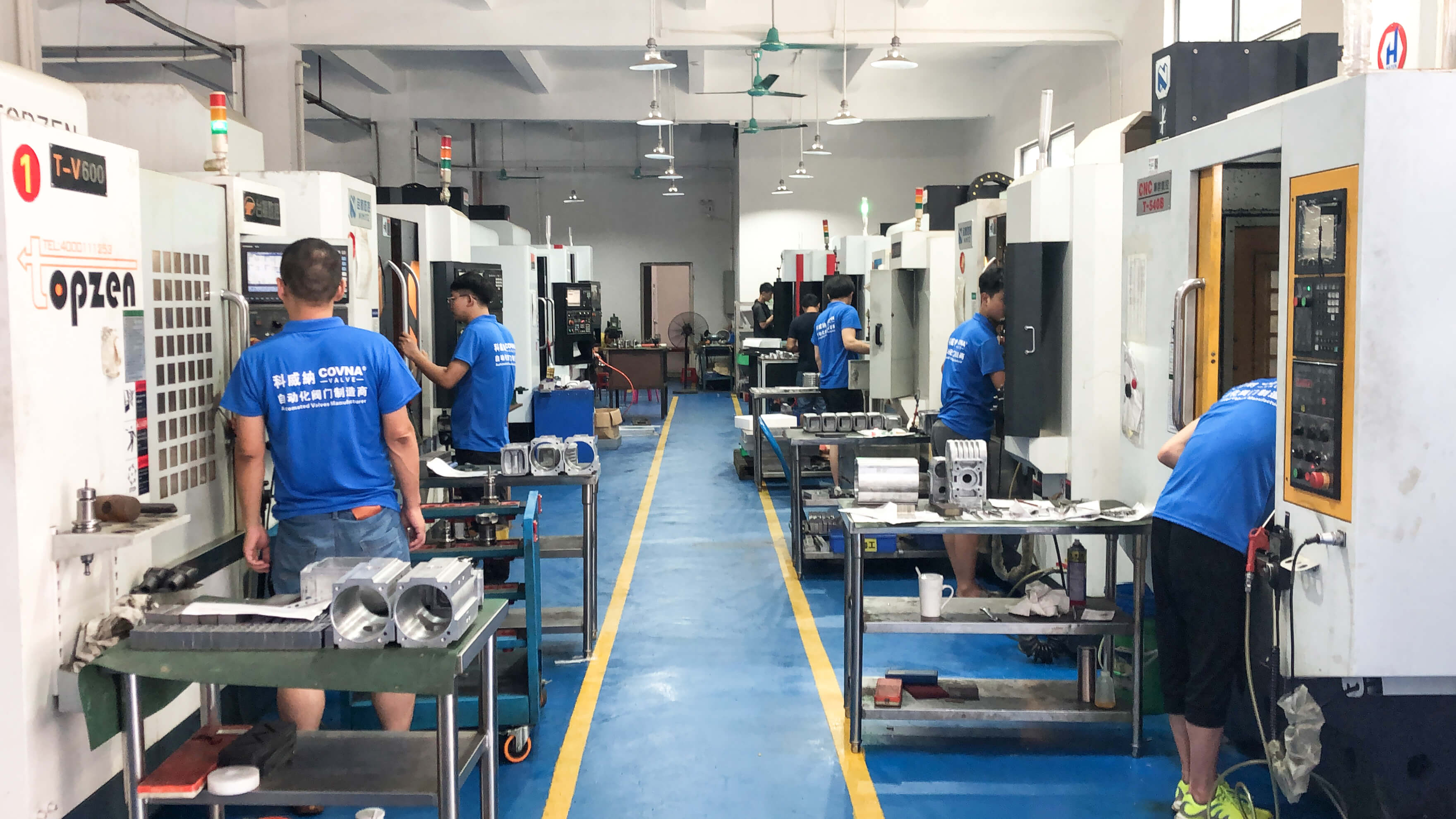 電動(dòng)三通法蘭球閥流向圖：Q944F、Q945F等